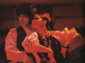 フラメンコを踊るコンチータデルマル